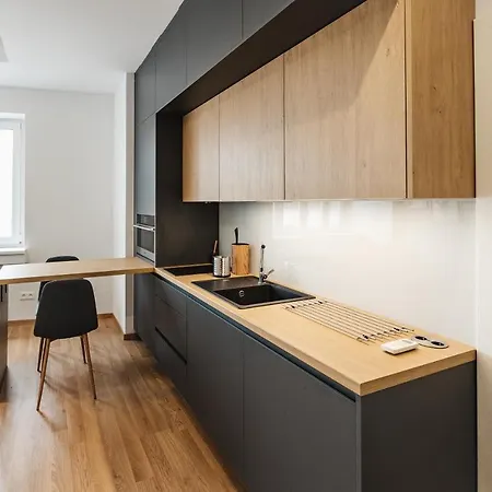 Διαμέρισμα Friends Downtown !!! *