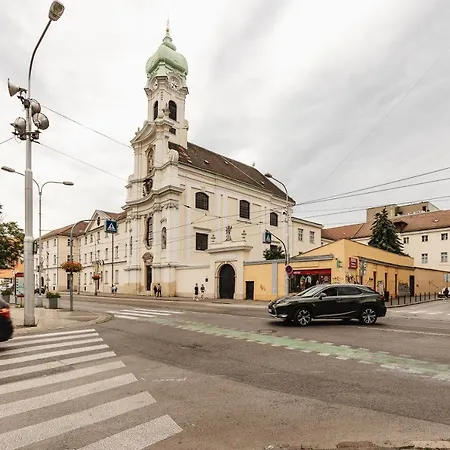 Friends Downtown !!! * Μπρατισλάβα