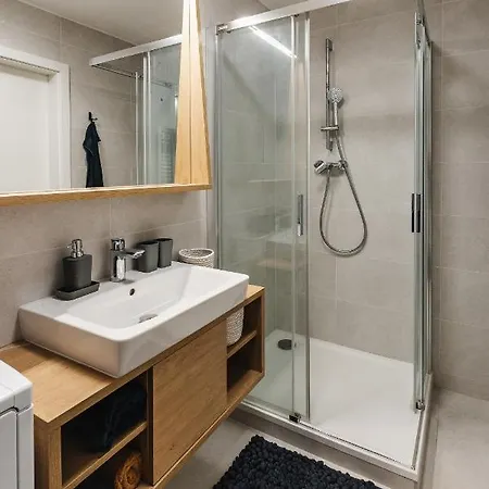 Friends Downtown !!!