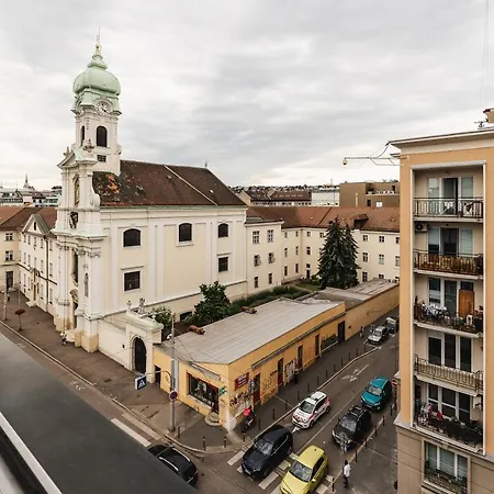 Friends Downtown !!! *