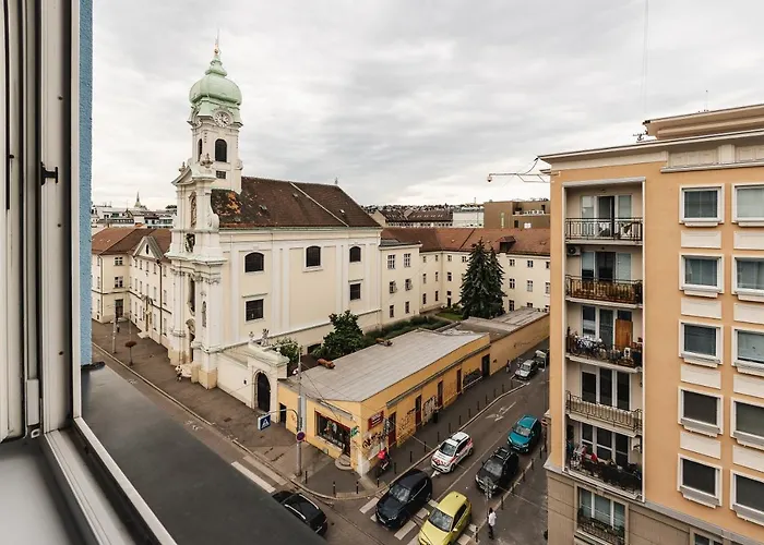 Friends Downtown !!! *